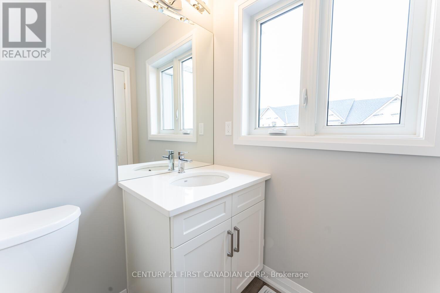 7 - 17 Nicholson Street, Lucan Biddulph (Lucan), Ontario  N0M 2J0 - Photo 16 - X12215852