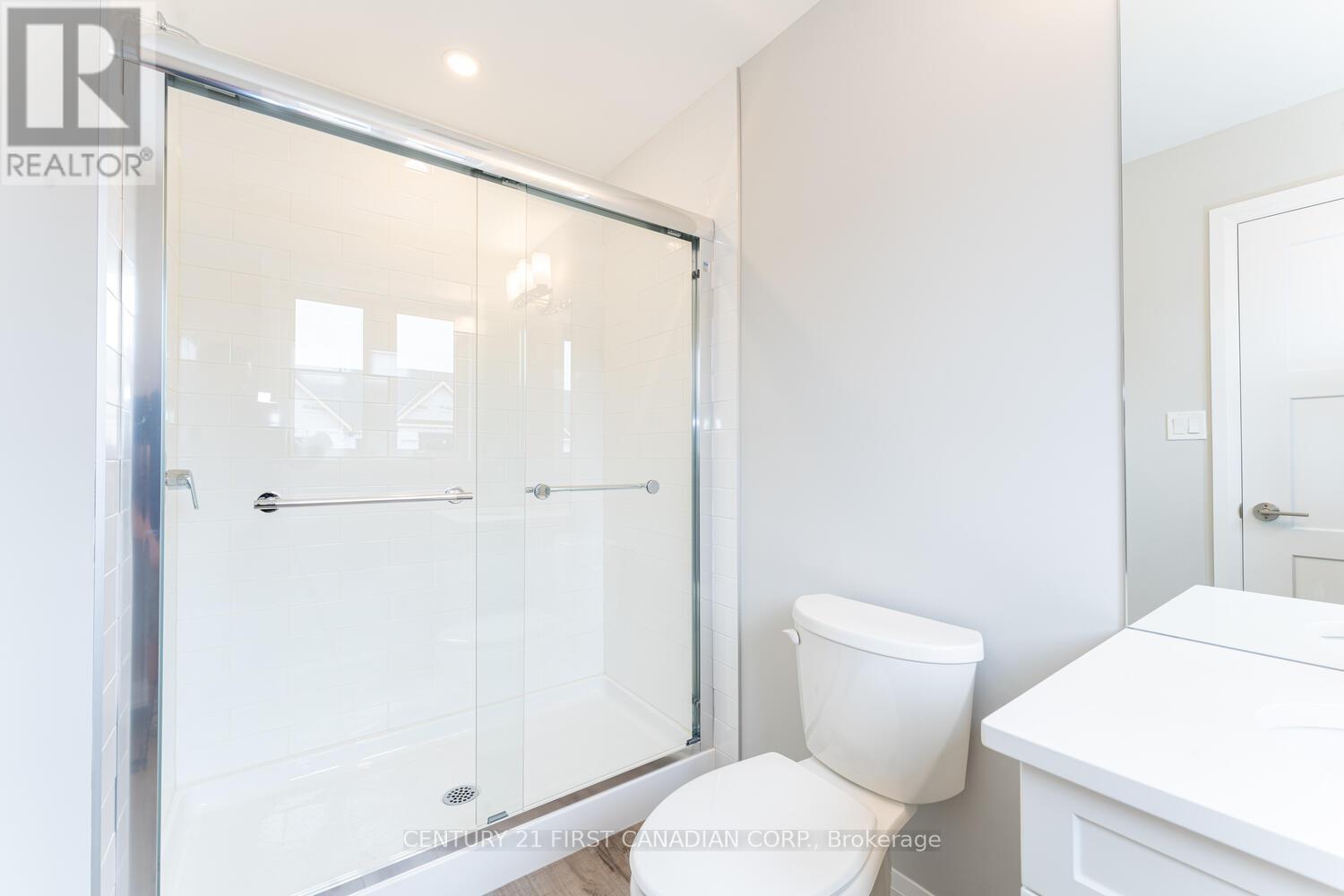 7 - 17 Nicholson Street, Lucan Biddulph (Lucan), Ontario  N0M 2J0 - Photo 17 - X12215852