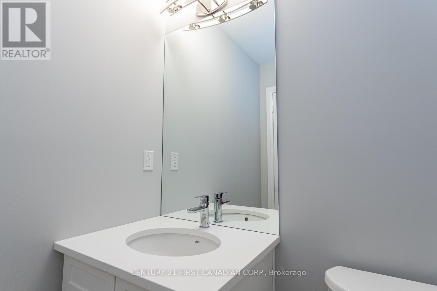 7 - 17 Nicholson Street, Lucan Biddulph (Lucan), Ontario  N0M 2J0 - Photo 23 - X12215852