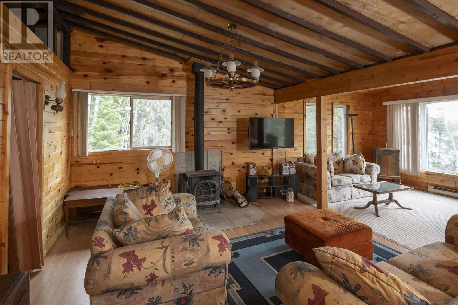 129 Hwy 586, Shebandowan, Ontario  P0T 1X0 - Photo 21 - TB251360