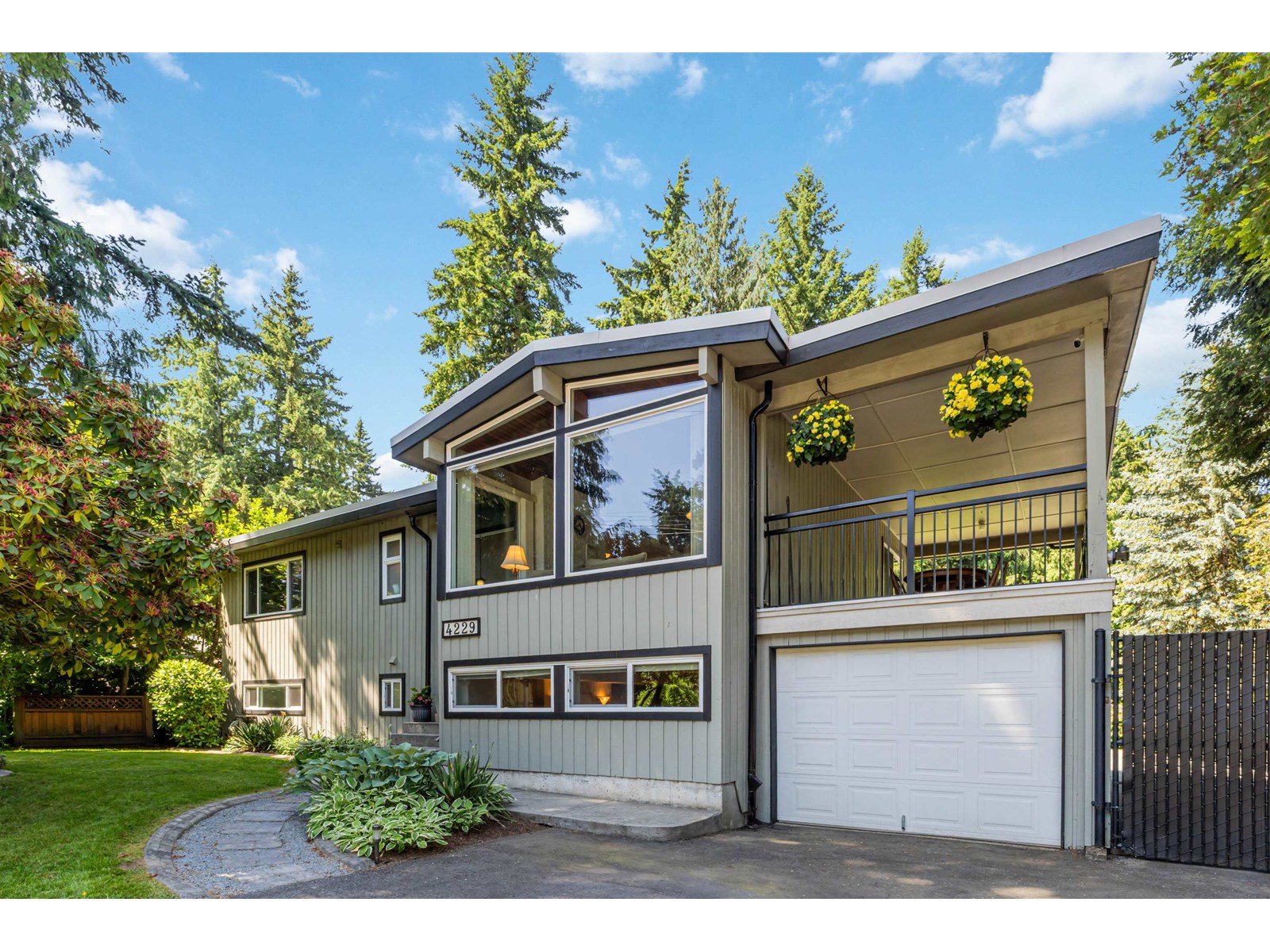 4229 196b Street, Langley, British Columbia  V3A 1A9 - Photo 2 - R3013602
