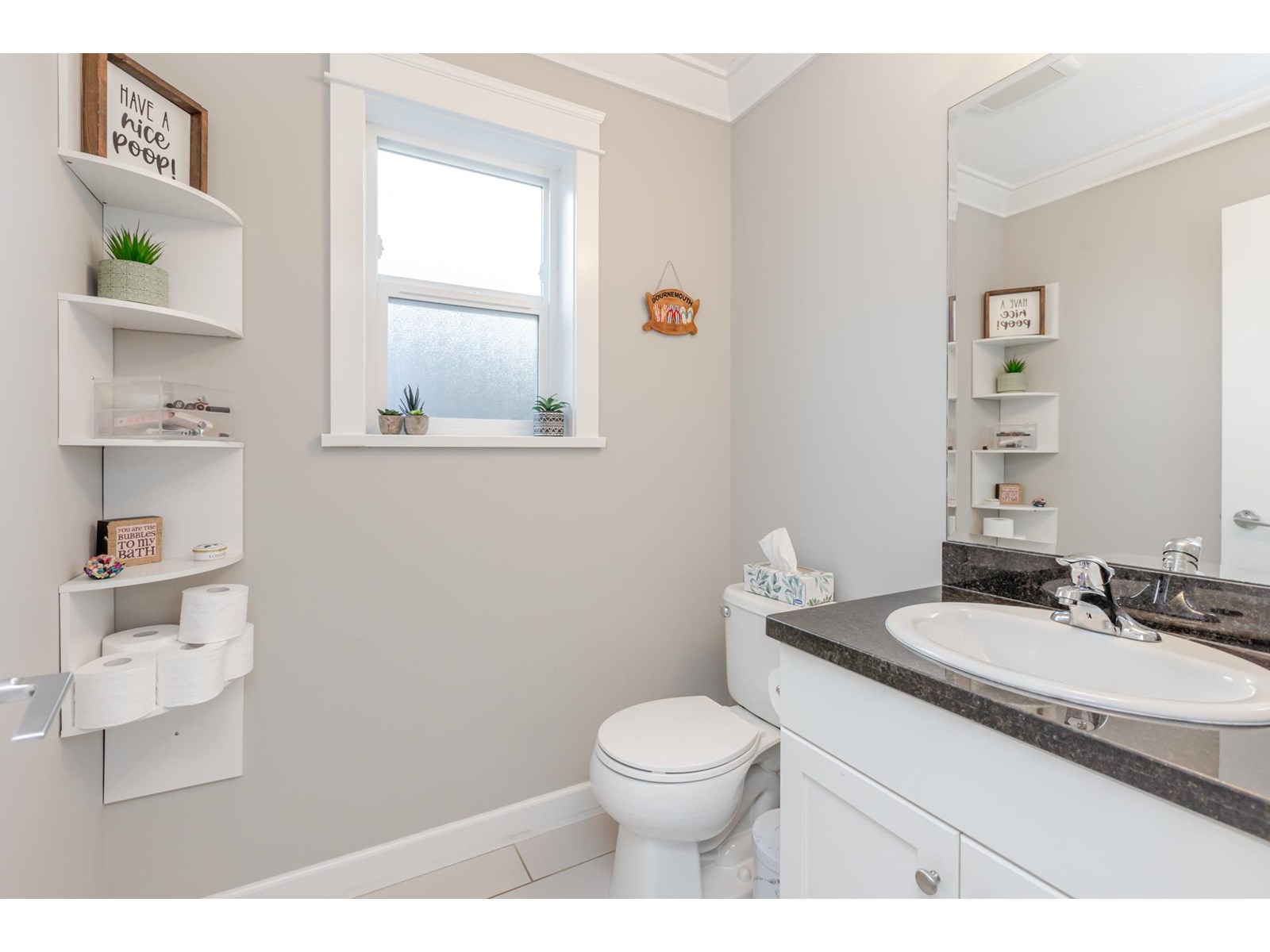 32648 Lissimore Avenue, Mission, British Columbia  V2V 0C4 - Photo 9 - R3012893