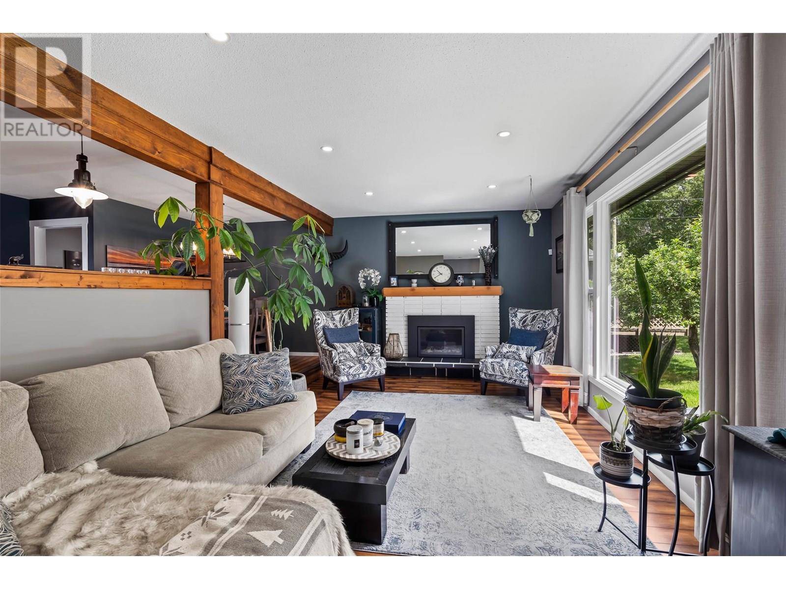 Property at 1191 SCHUBERT Drive image 5