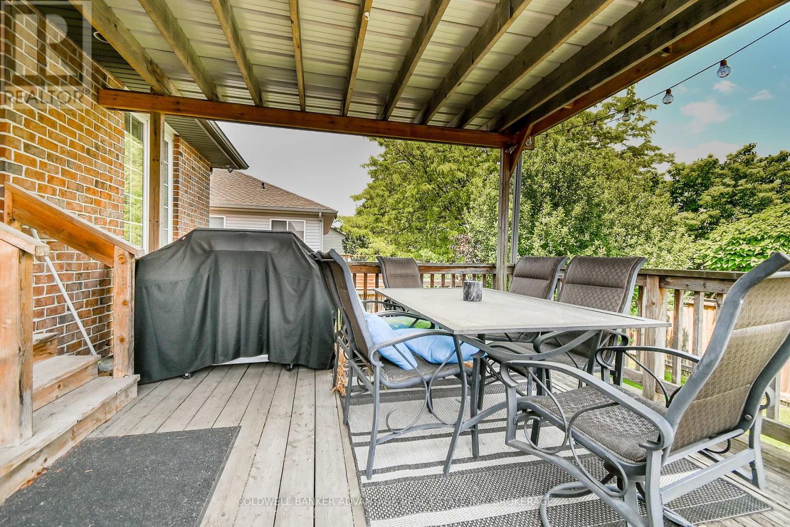 16 Wellandvale Drive, Welland, Ontario  L3C 7C4 - Photo 38 - X12215792
