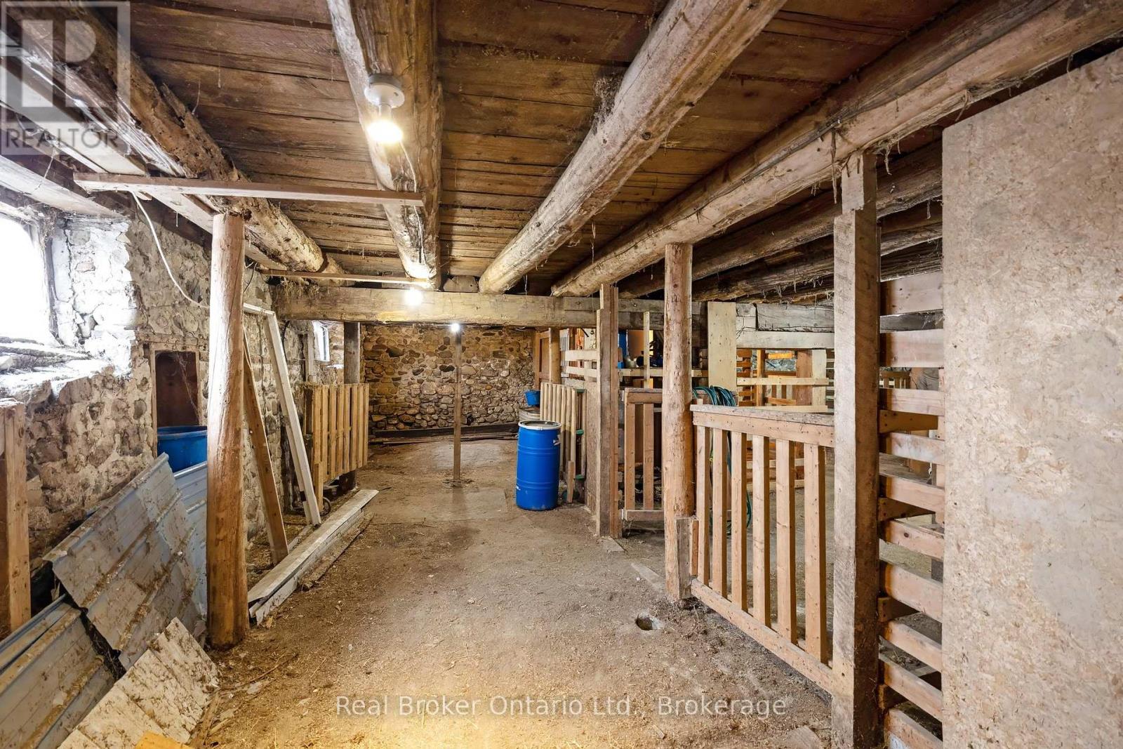 9126 Sideroad 27, Erin, Ontario  L0N 1N0 - Photo 40 - X12215775