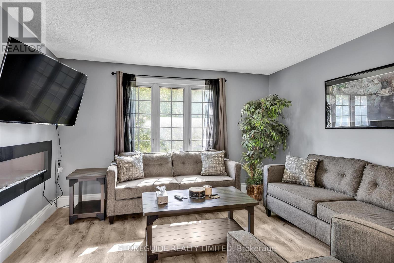 2047 Foxfarm Road, Peterborough West, Ontario  K9K 1P8 - Photo 7 - X12215839