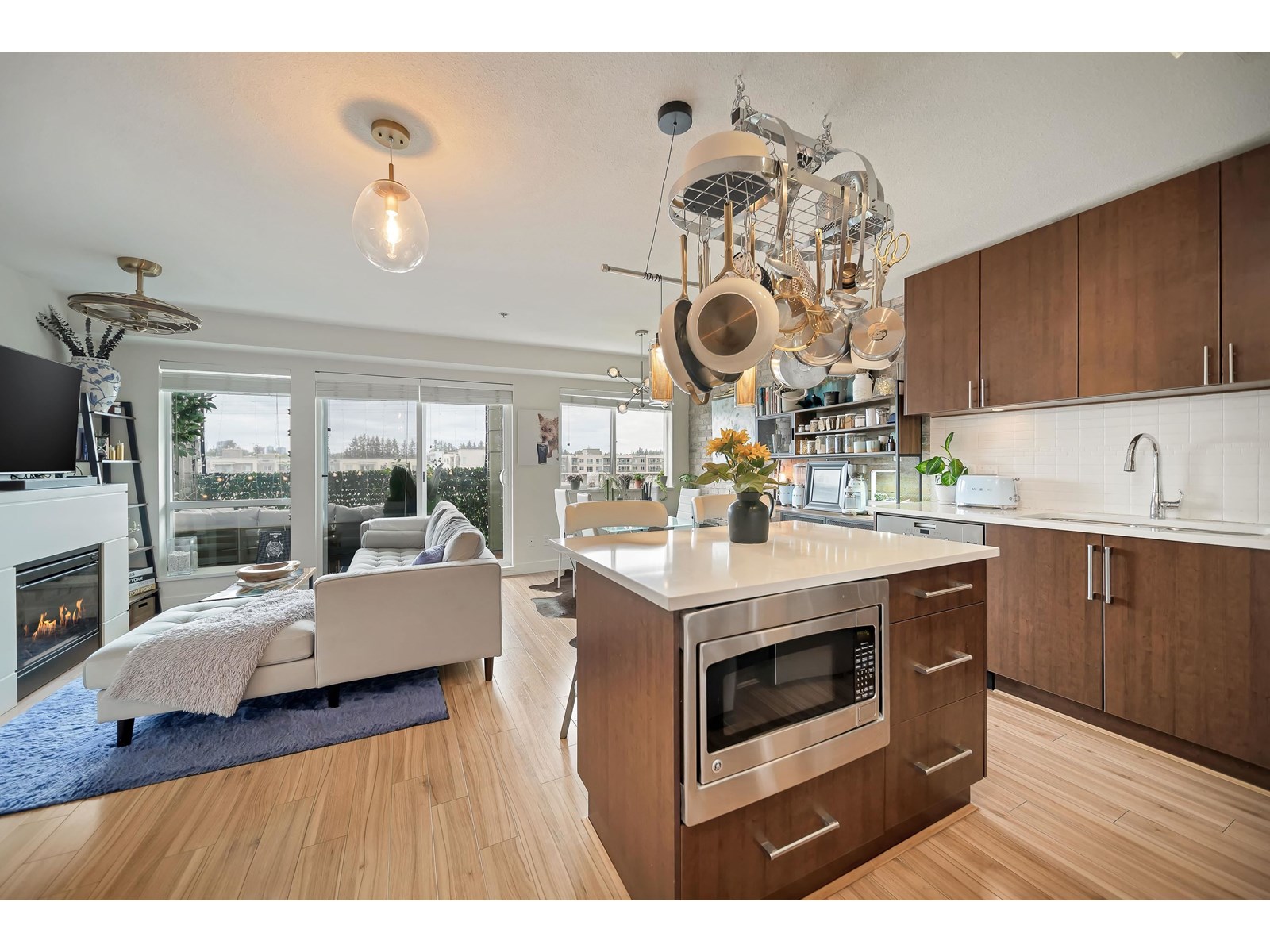 434 15850 26 Avenue, Surrey, British Columbia  V3Z 2N6 - Photo 3 - R3002615