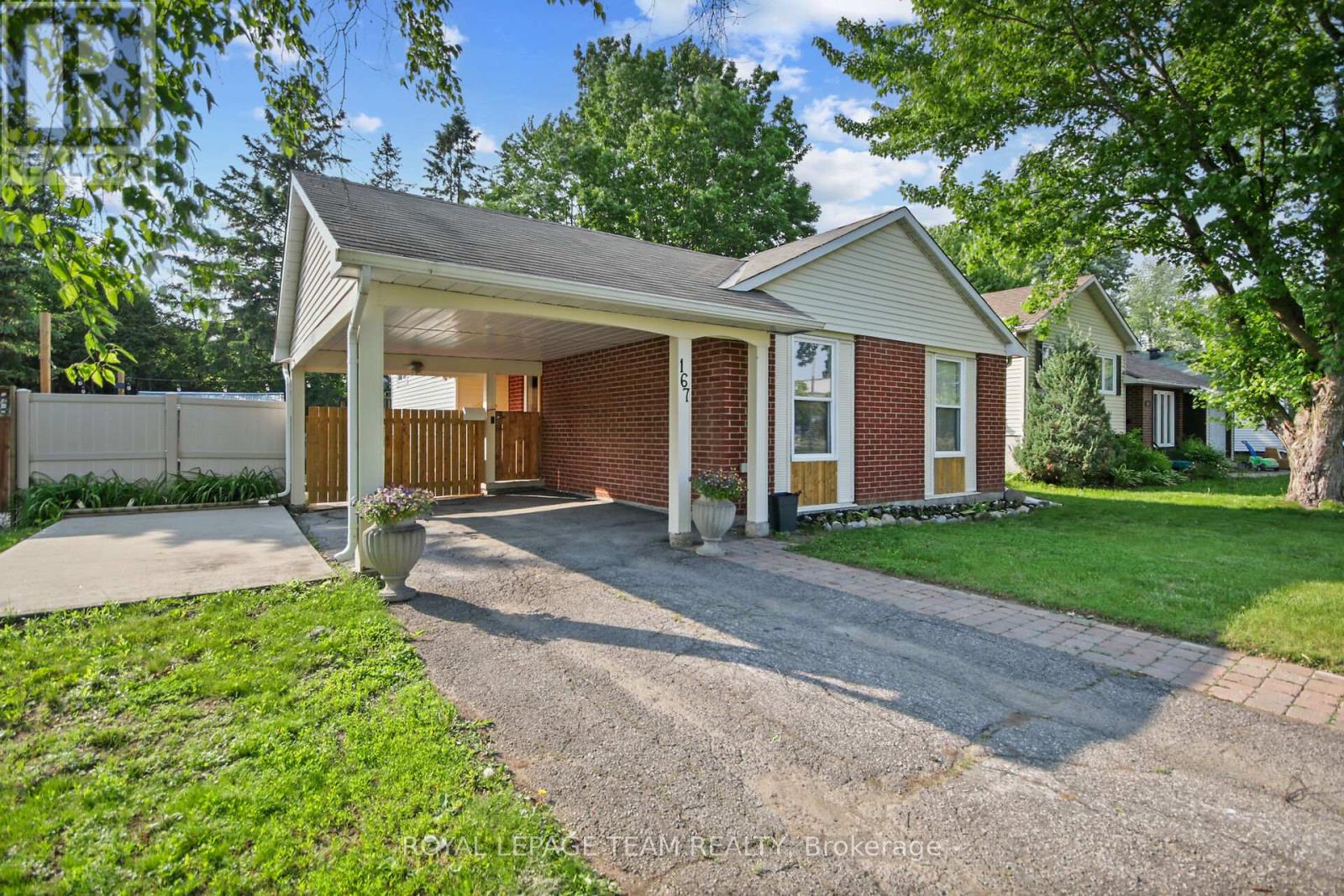 167 Abbeyhill Drive, Ottawa, Ontario  K2L 2E9 - Photo 2 - X12215758
