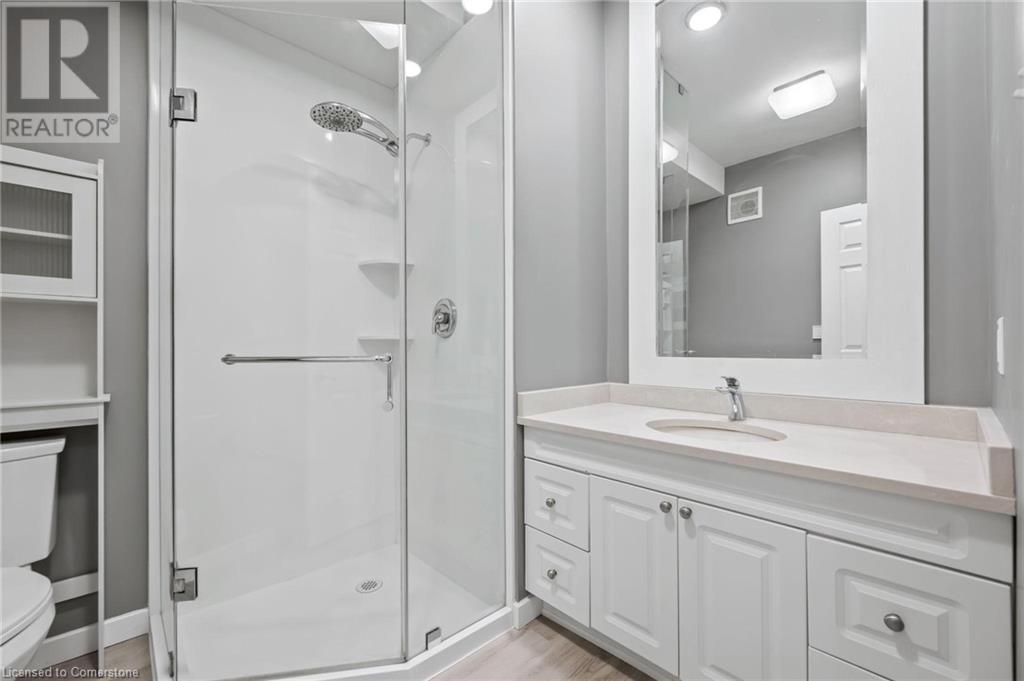 52 Bond Court, Guelph, Ontario  N1H 8N7 - Photo 29 - 40740609