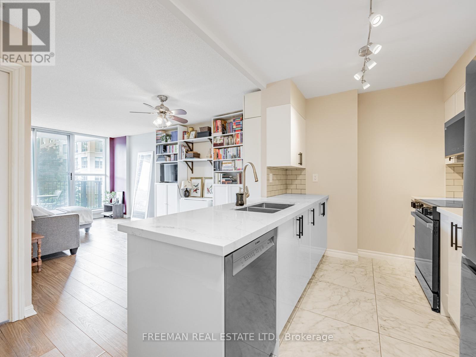 508 - 260 Merton Street, Toronto (Mount Pleasant West), Ontario  M4S 3G2 - Photo 5 - C12215737