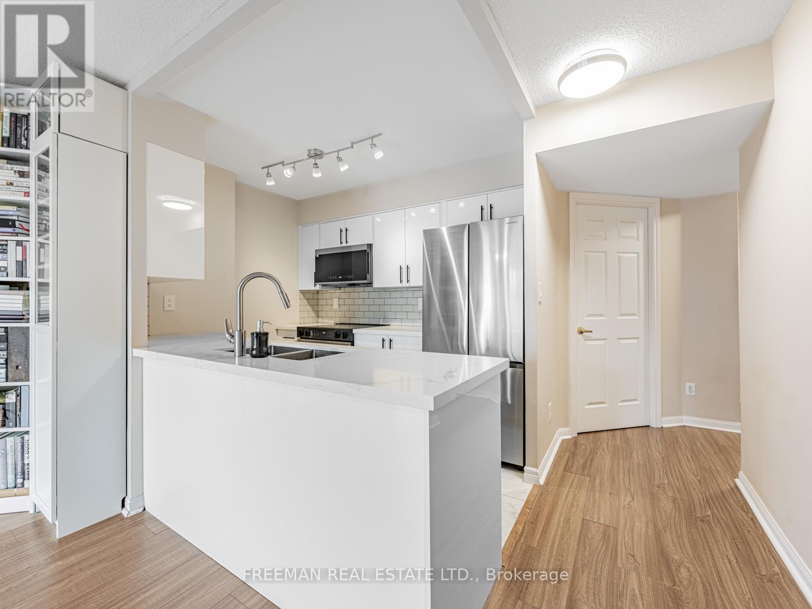 508 - 260 Merton Street, Toronto (Mount Pleasant West), Ontario  M4S 3G2 - Photo 7 - C12215737