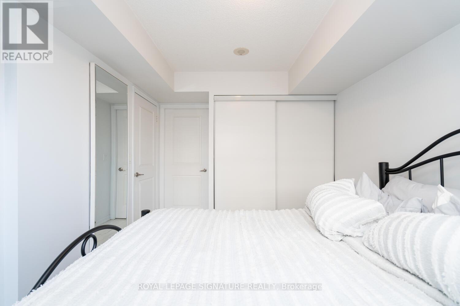 819 - 75 East Liberty Street, Toronto (Niagara), Ontario  M6K 3R3 - Photo 32 - C12215769