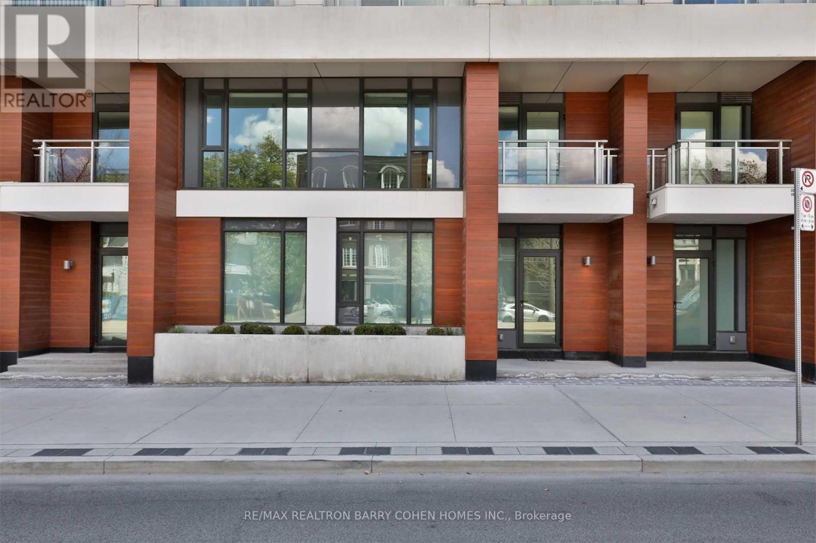 Th103 - 223 St Clair Avenue W, Toronto, Ontario  M4V 1R3 - Photo 1 - C12215806