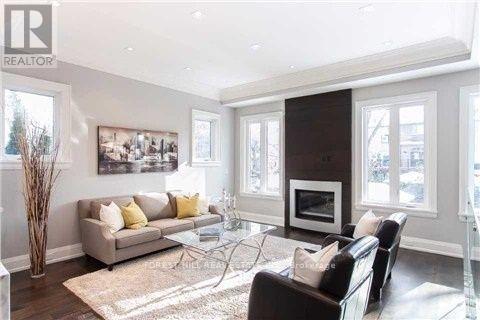 505 St Clements Avenue, Toronto, Ontario  M5N 1M3 - Photo 12 - C12215817