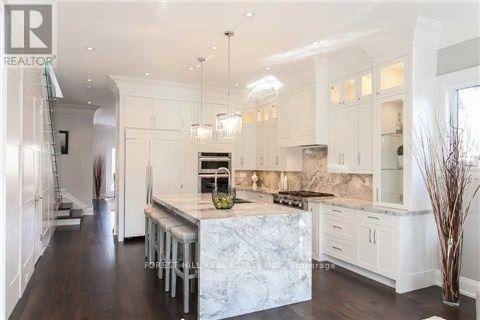 505 St Clements Avenue, Toronto, Ontario  M5N 1M3 - Photo 8 - C12215817