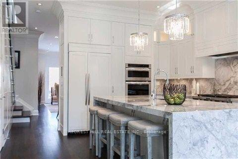 505 St Clements Avenue, Toronto, Ontario  M5N 1M3 - Photo 9 - C12215817