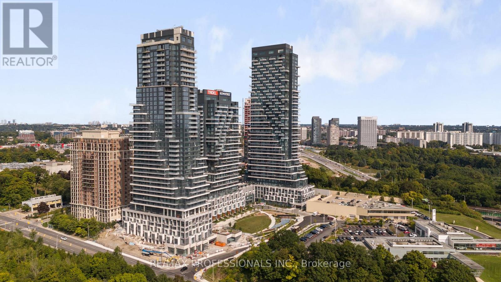 320 - 30 Inn On The Park Drive, Toronto (Banbury-Don Mills), Ontario  M3C 0P7 - Photo 12 - C12215820