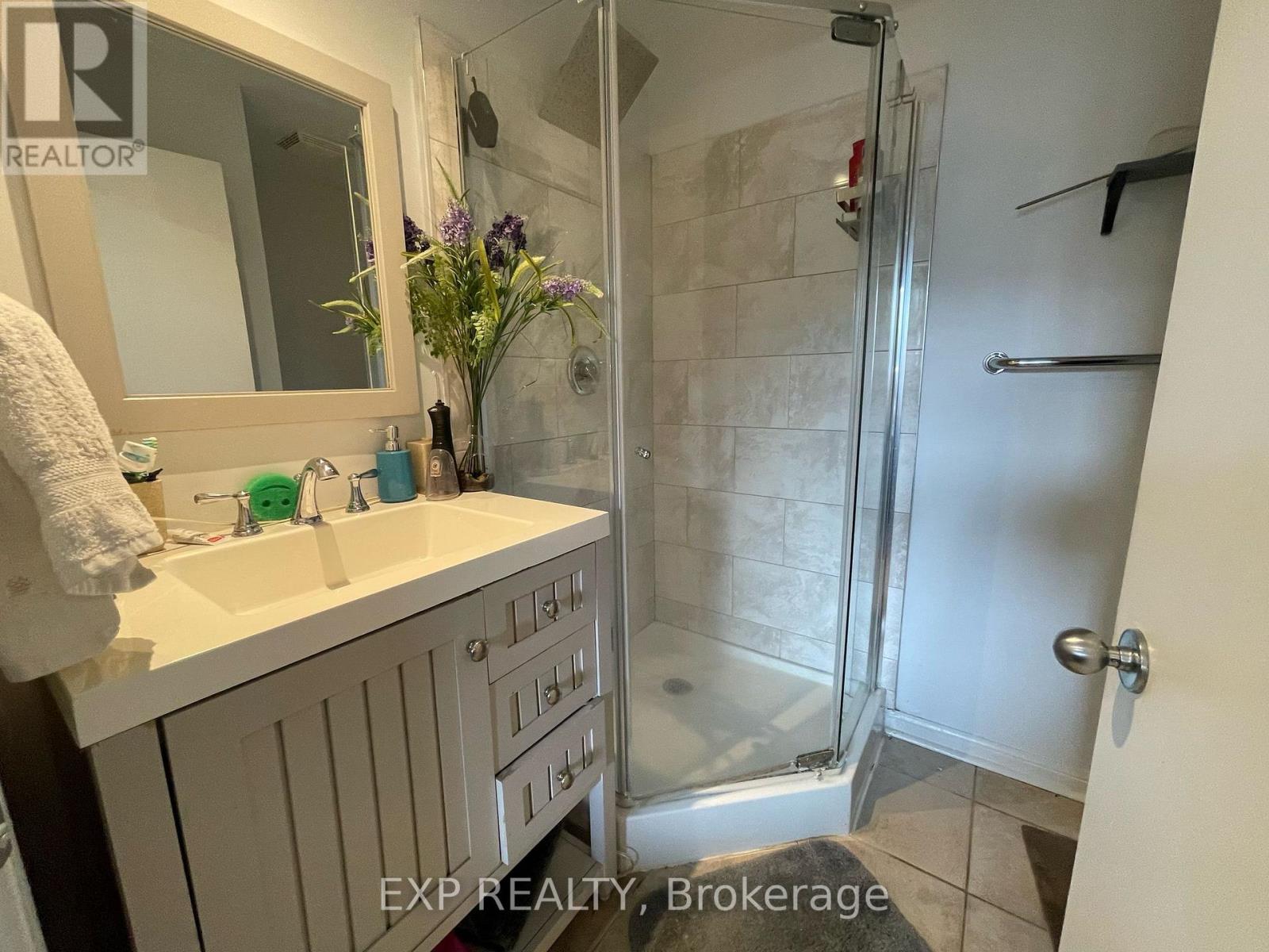 419 - 550 Front Street W, Toronto, Ontario  M5V 3N5 - Photo 9 - C12215832