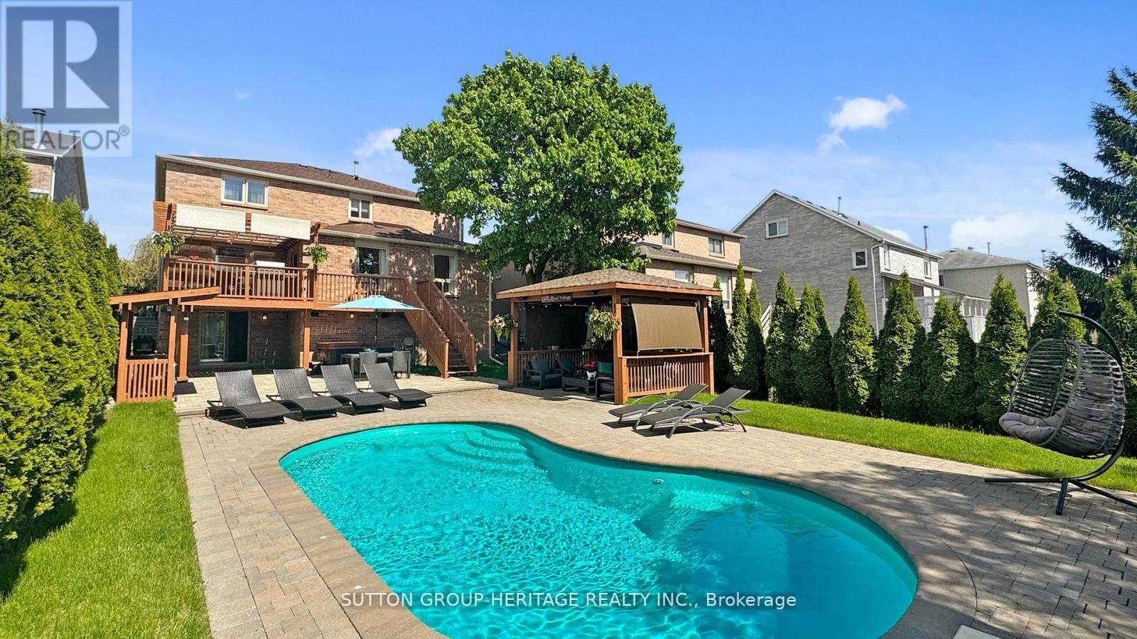 984 Rambleberry Avenue, Pickering, Ontario  L1V 5Y4 - Photo 6 - E12215783