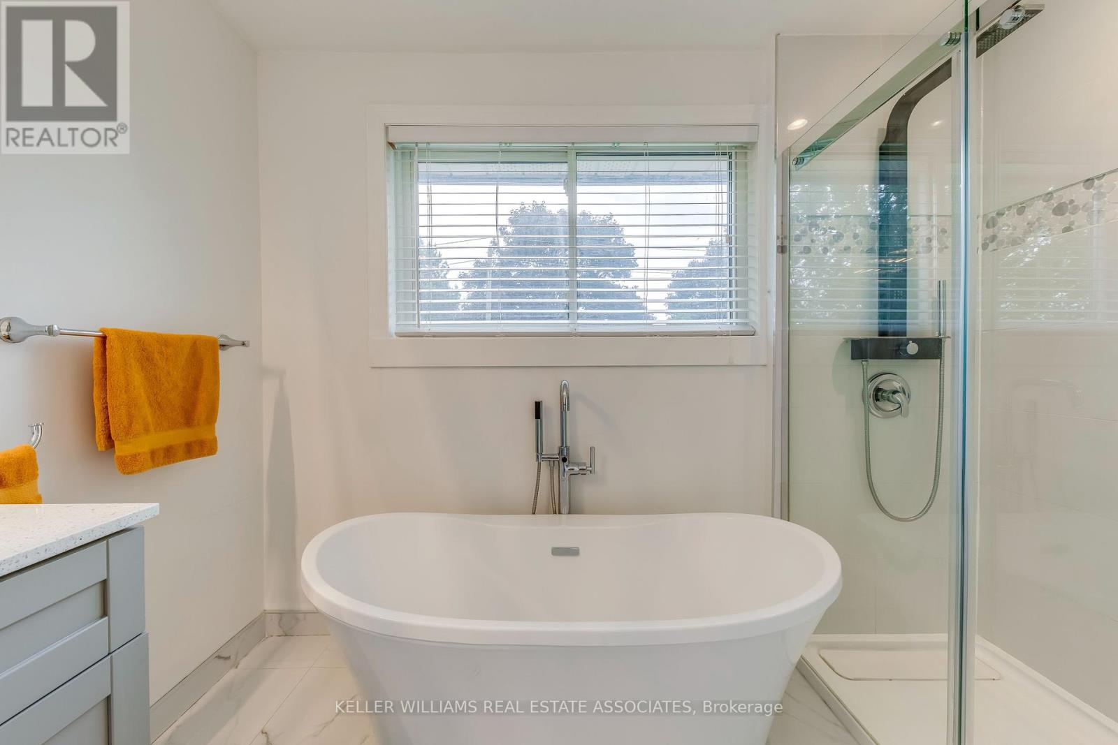 39 Hills Road, Ajax (South East), Ontario  L1S 2W2 - Photo 31 - E12215824