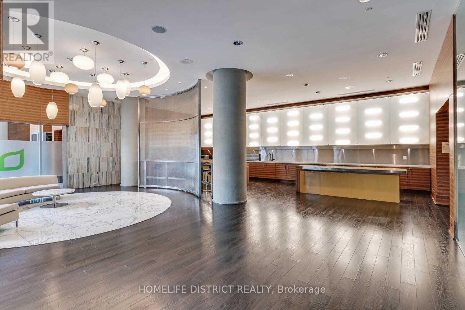 2025 - 135 Village Green Square, Toronto, Ontario  M1S 0L1 - Photo 21 - E12215828