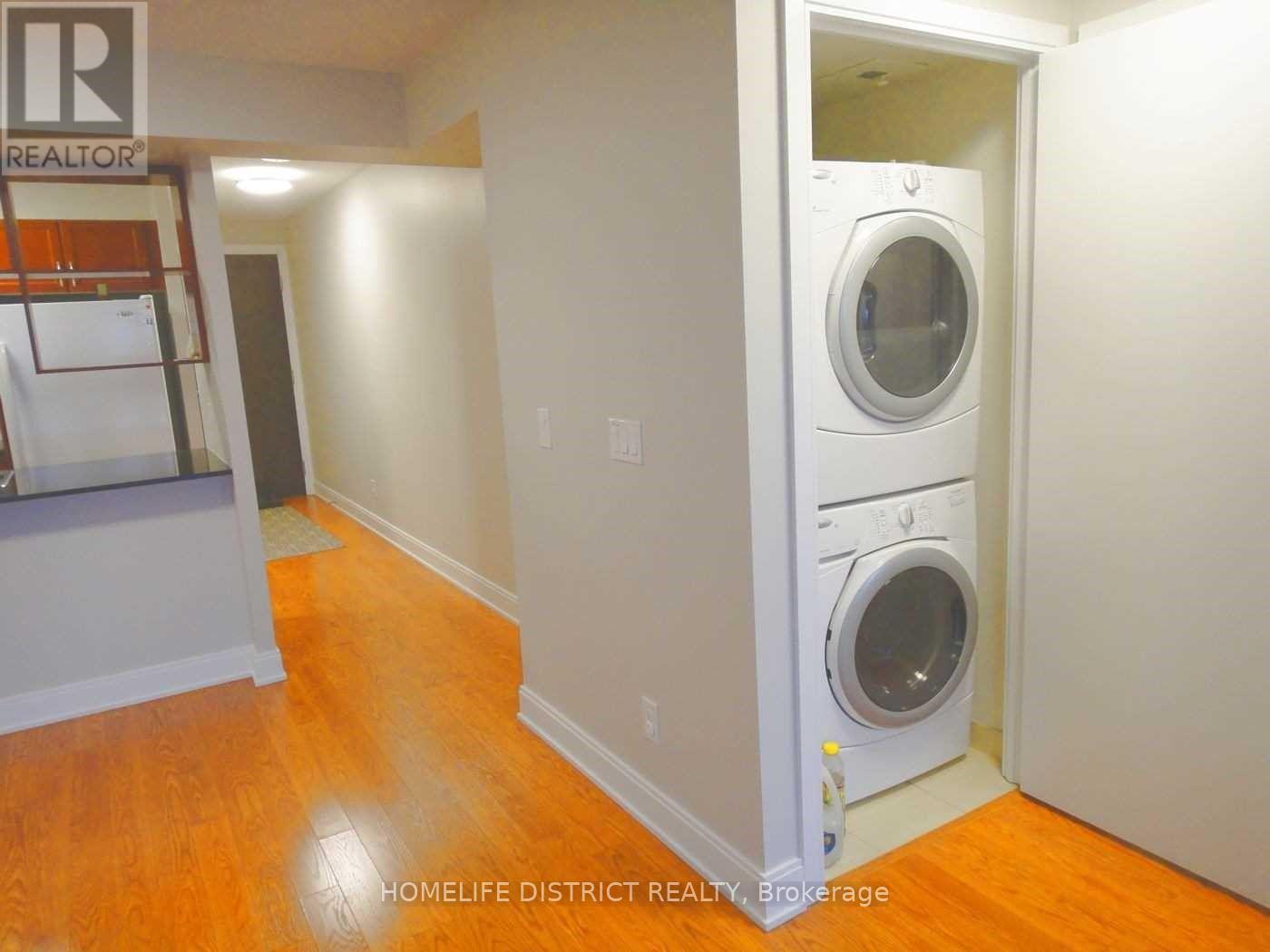 2025 - 135 Village Green Square, Toronto, Ontario  M1S 0L1 - Photo 6 - E12215828