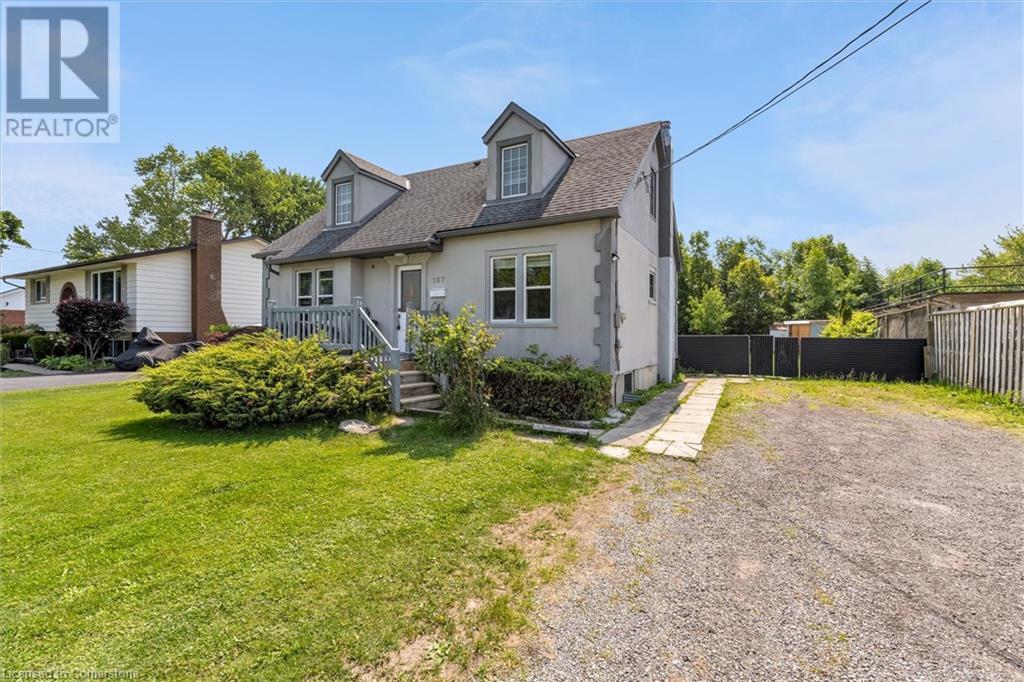 Property at 197 RIVERSIDE Drive image 2