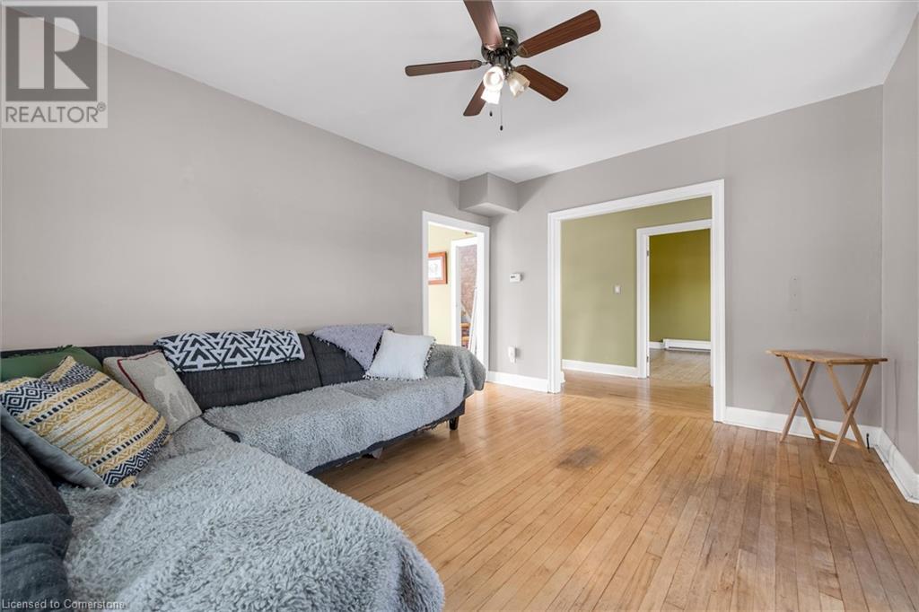 Property at 197 RIVERSIDE Drive image 4