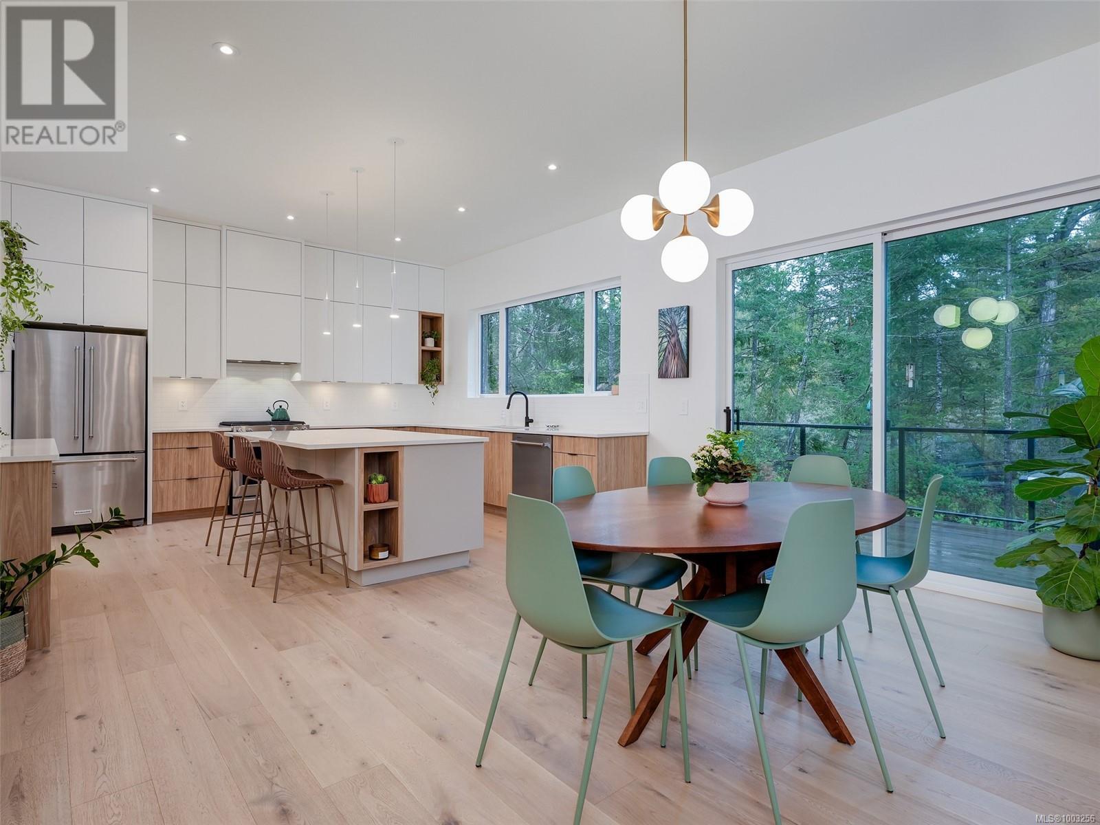 3909 Olympian Way, Colwood, British Columbia  V9C 0R7 - Photo 6 - 1003256