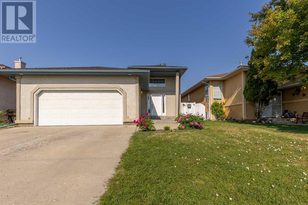 72 Mt Rundle Boulevard W, lethbridge, Alberta