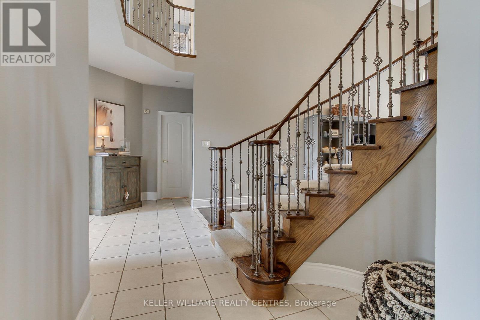 991 Ivsbridge Boulevard, Newmarket (Stonehaven-Wyndham), Ontario  L3X 2A2 - Photo 12 - N12215652