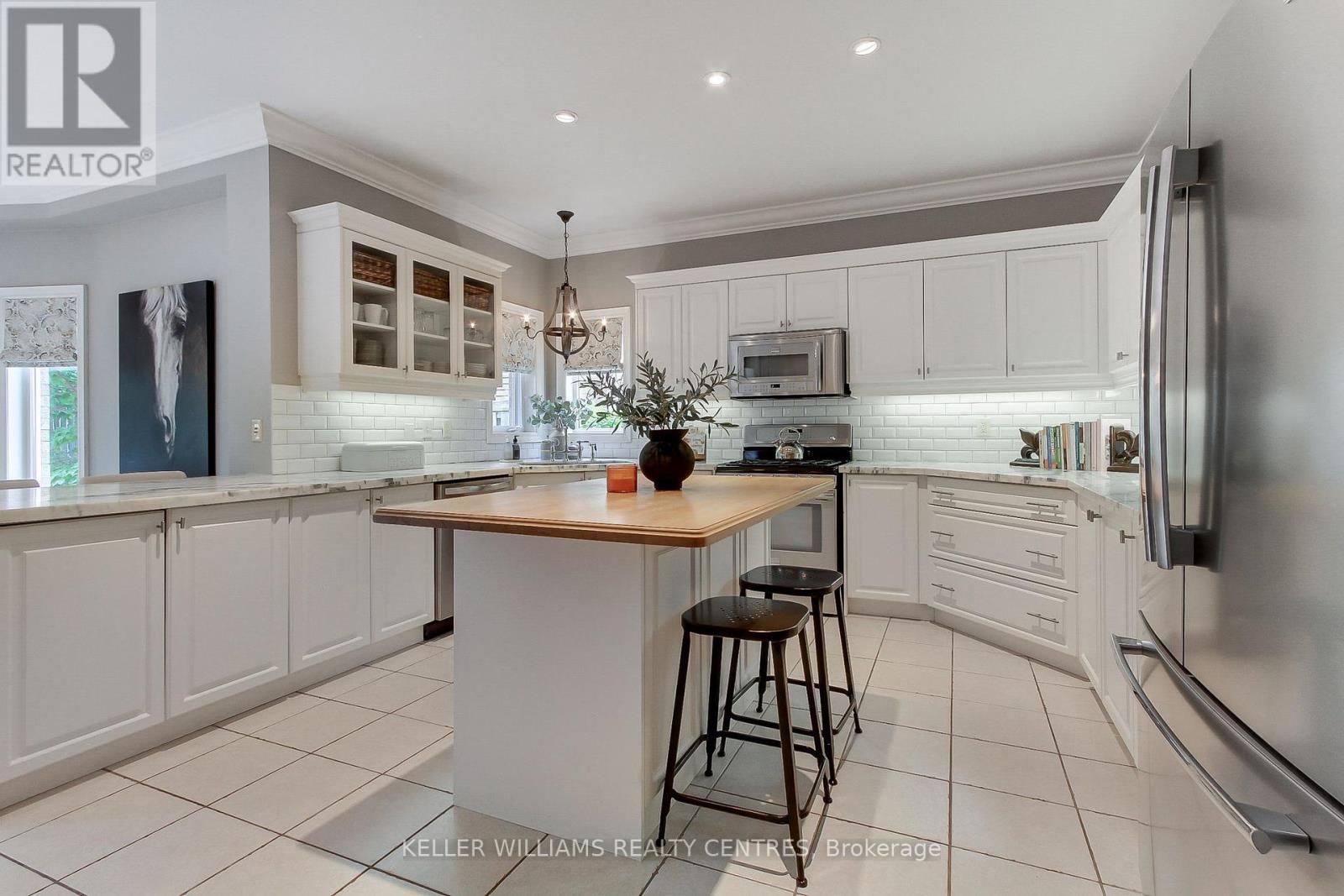 991 Ivsbridge Boulevard, Newmarket (Stonehaven-Wyndham), Ontario  L3X 2A2 - Photo 15 - N12215652