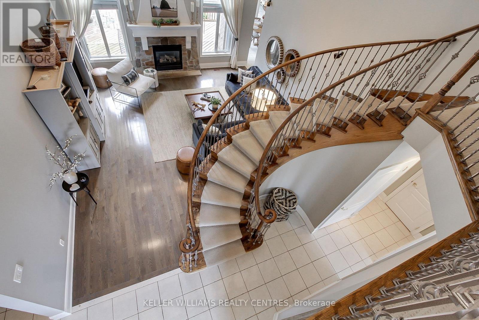 991 Ivsbridge Boulevard, Newmarket (Stonehaven-Wyndham), Ontario  L3X 2A2 - Photo 28 - N12215652
