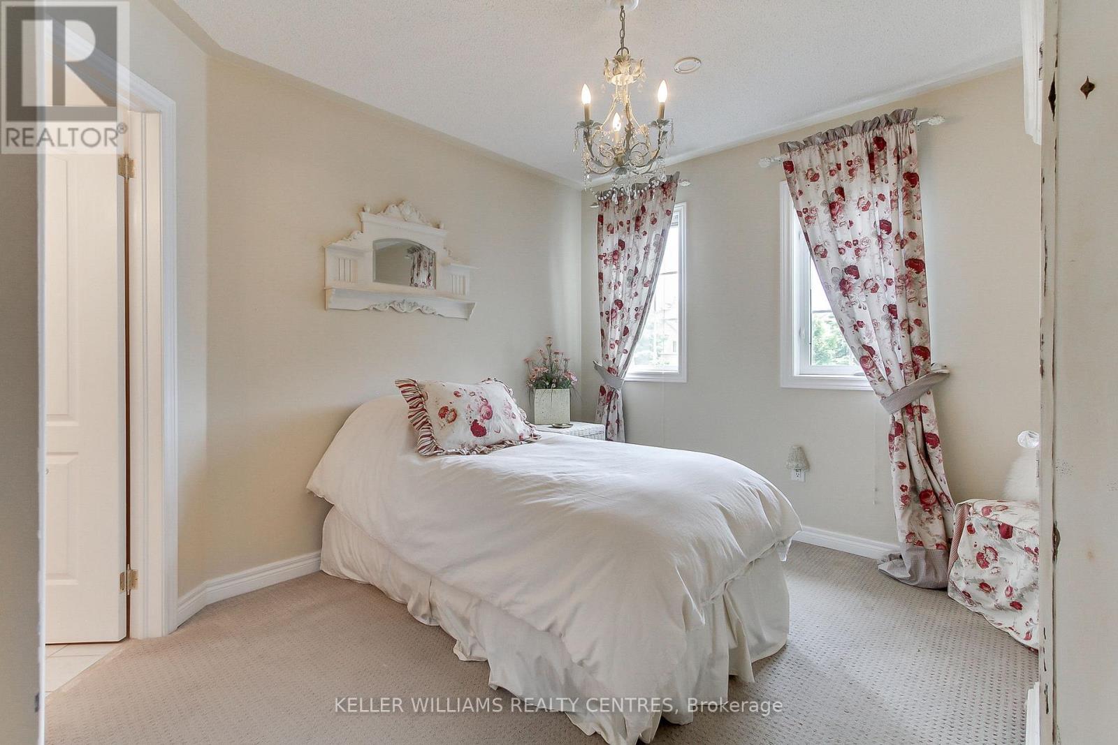 991 Ivsbridge Boulevard, Newmarket (Stonehaven-Wyndham), Ontario  L3X 2A2 - Photo 34 - N12215652