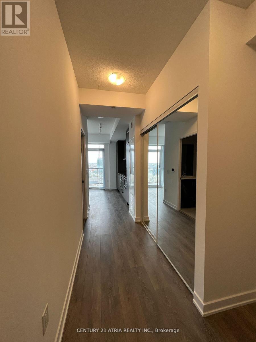 1917 - 38 Honeycrisp Crescent, Vaughan, Ontario  L4K 0M8 - Photo 4 - N12215710