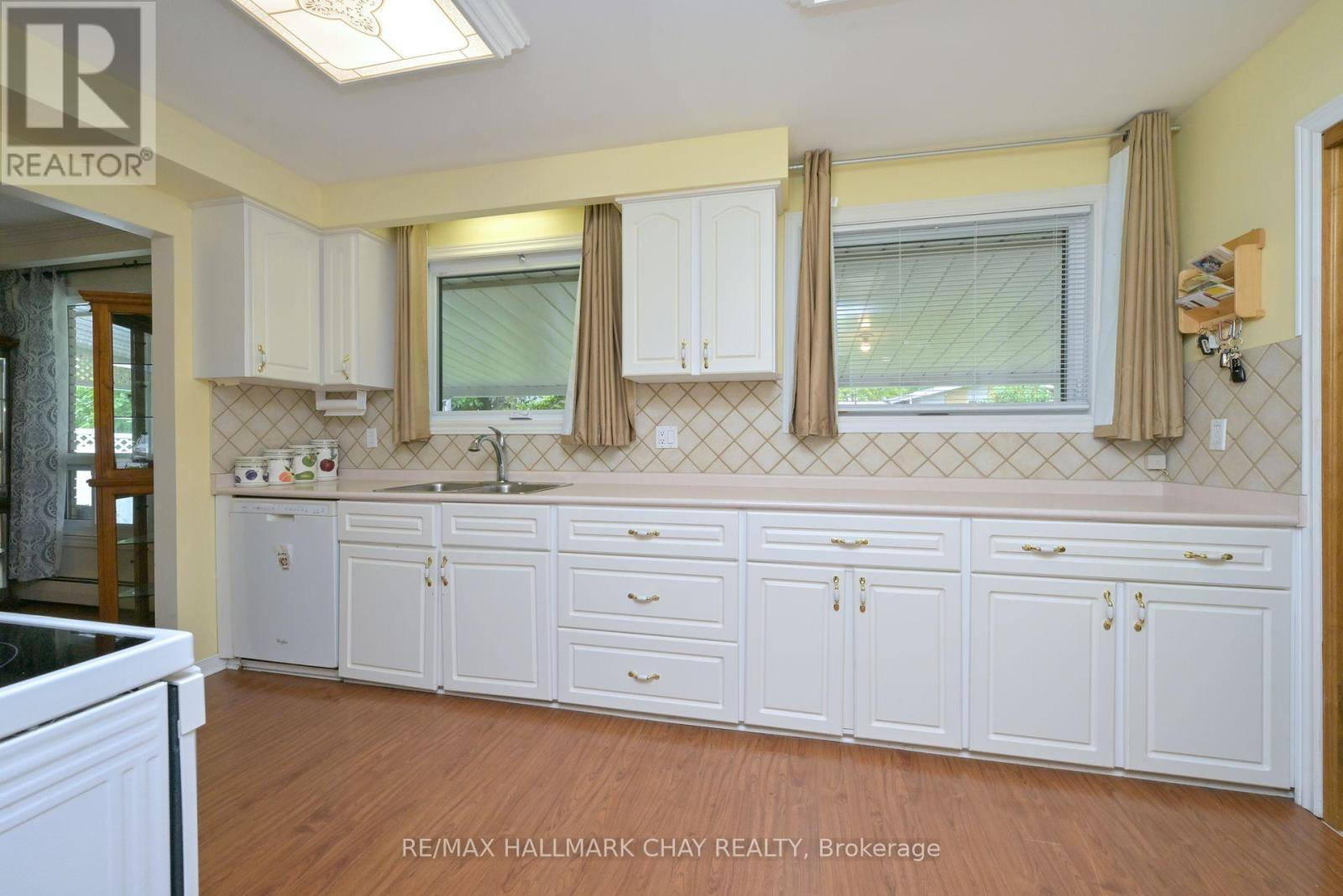 17 Elm Street, New Tecumseth (Alliston), Ontario  L9R 1M8 - Photo 17 - N12215802