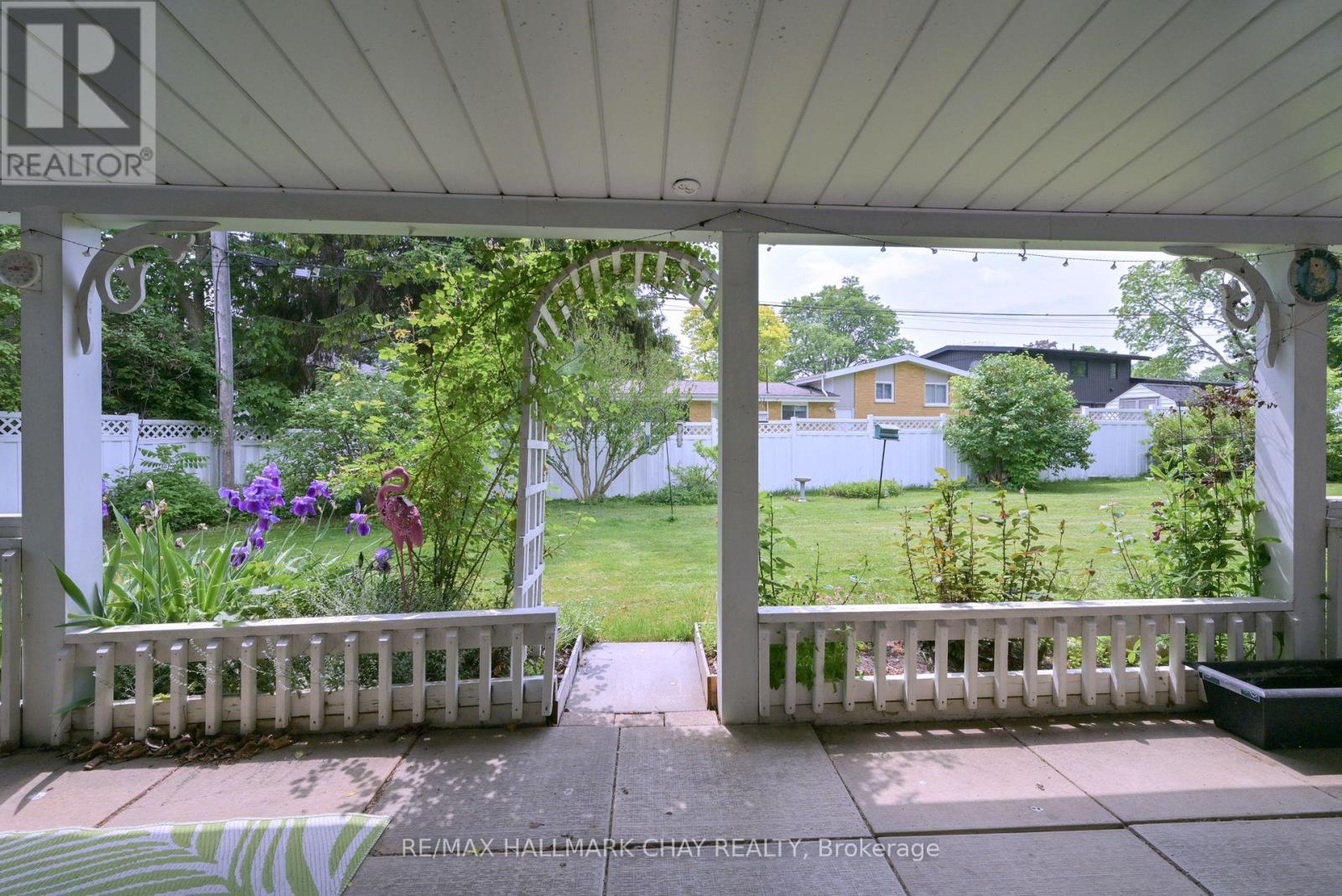 17 Elm Street, New Tecumseth (Alliston), Ontario  L9R 1M8 - Photo 8 - N12215802