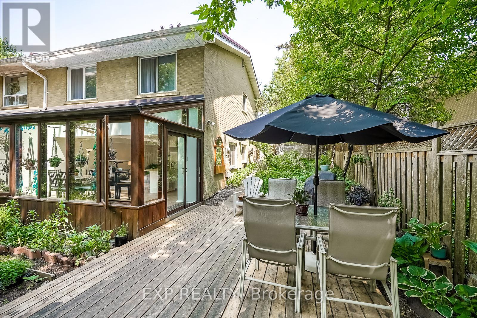 226 Cedar Avenue, Richmond Hill (Harding), Ontario  L4C 2B2 - Photo 26 - N12215818