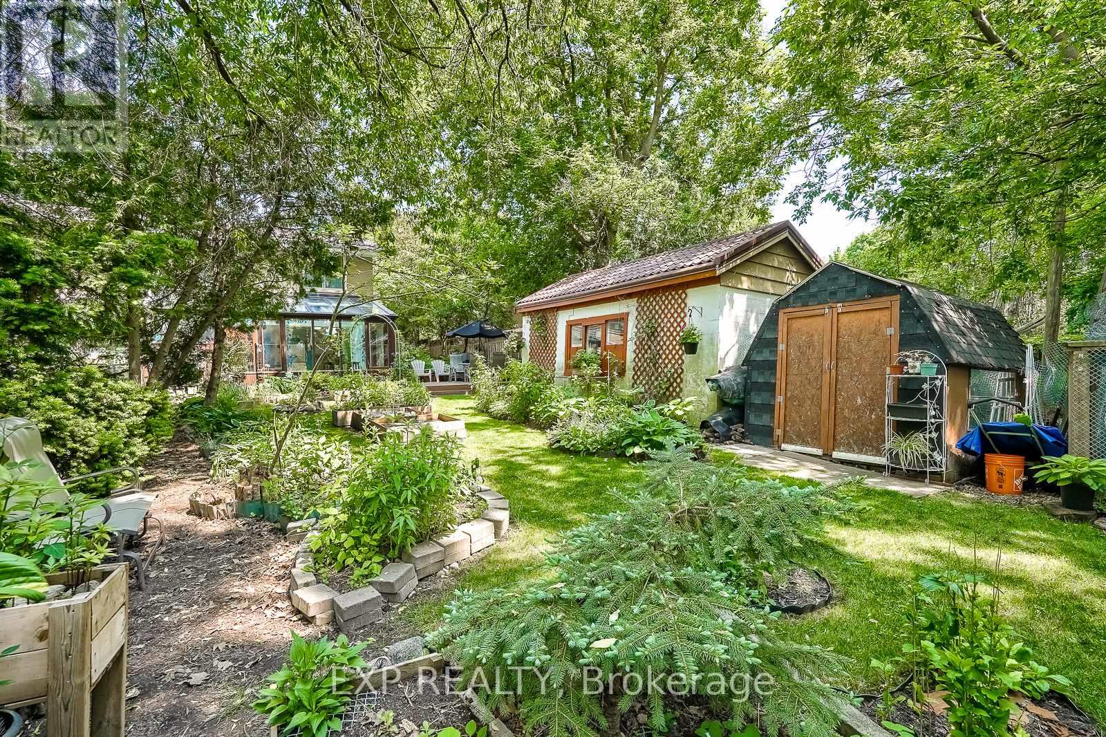 226 Cedar Avenue, Richmond Hill (Harding), Ontario  L4C 2B2 - Photo 30 - N12215818