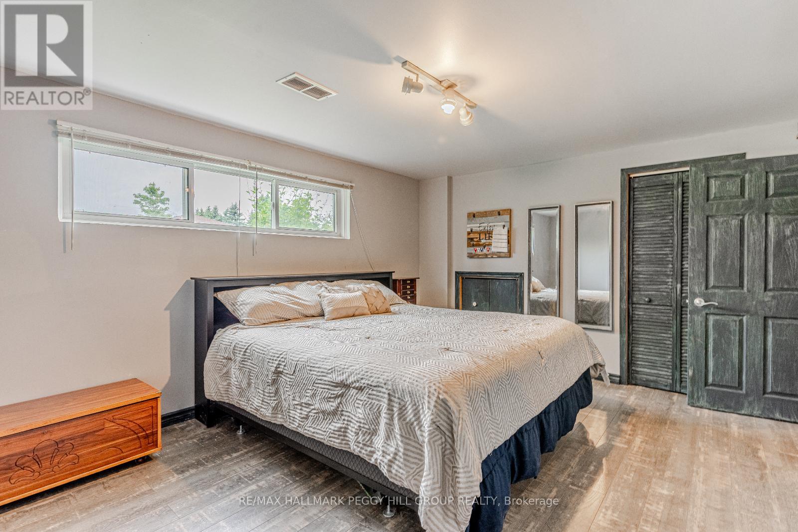 2121 Gordon Street, Innisfil (Stroud), Ontario  L9S 1C5 - Photo 13 - N12215838