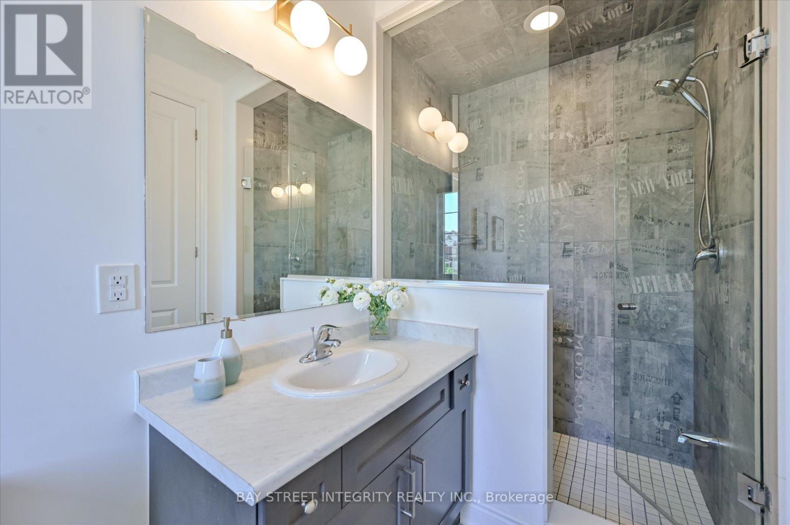 61 Hartney Drive, Richmond Hill, Ontario  L4S 0J9 - Photo 25 - N12215843