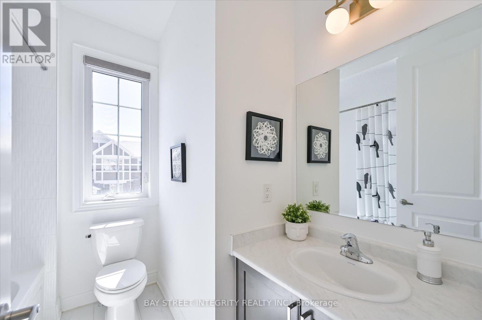61 Hartney Drive, Richmond Hill, Ontario  L4S 0J9 - Photo 29 - N12215843