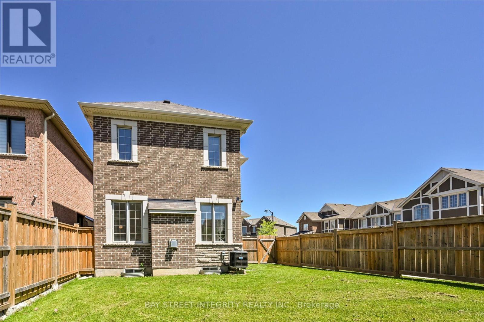 61 Hartney Drive, Richmond Hill, Ontario  L4S 0J9 - Photo 41 - N12215843