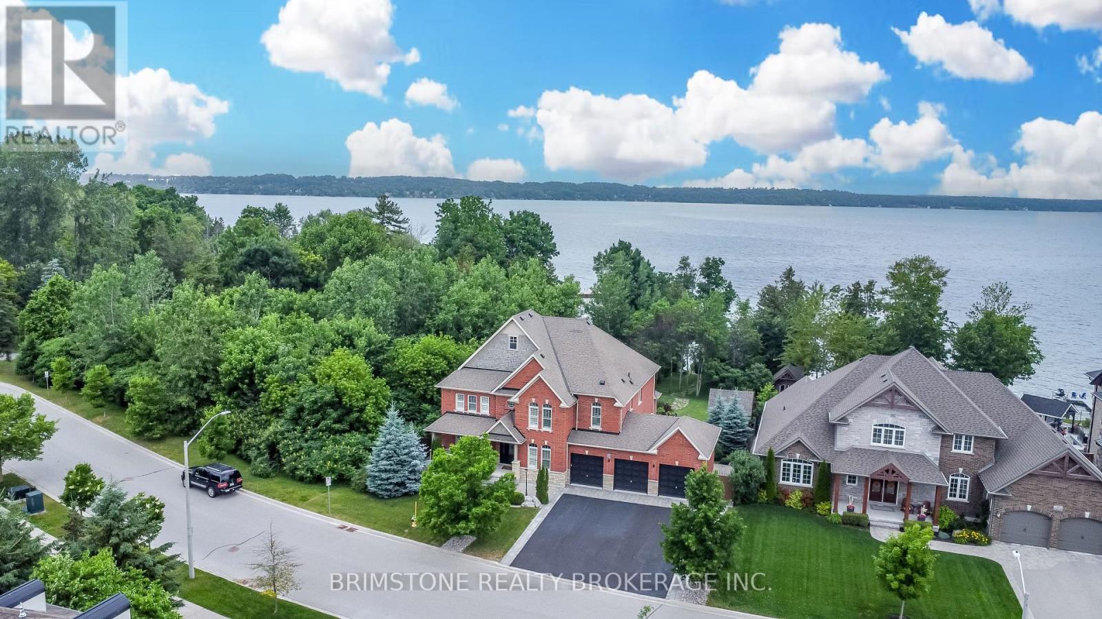 31 Plunkett Court, Barrie (Bayshore), Ontario  L4N 6M3 - Photo 1 - S12215763