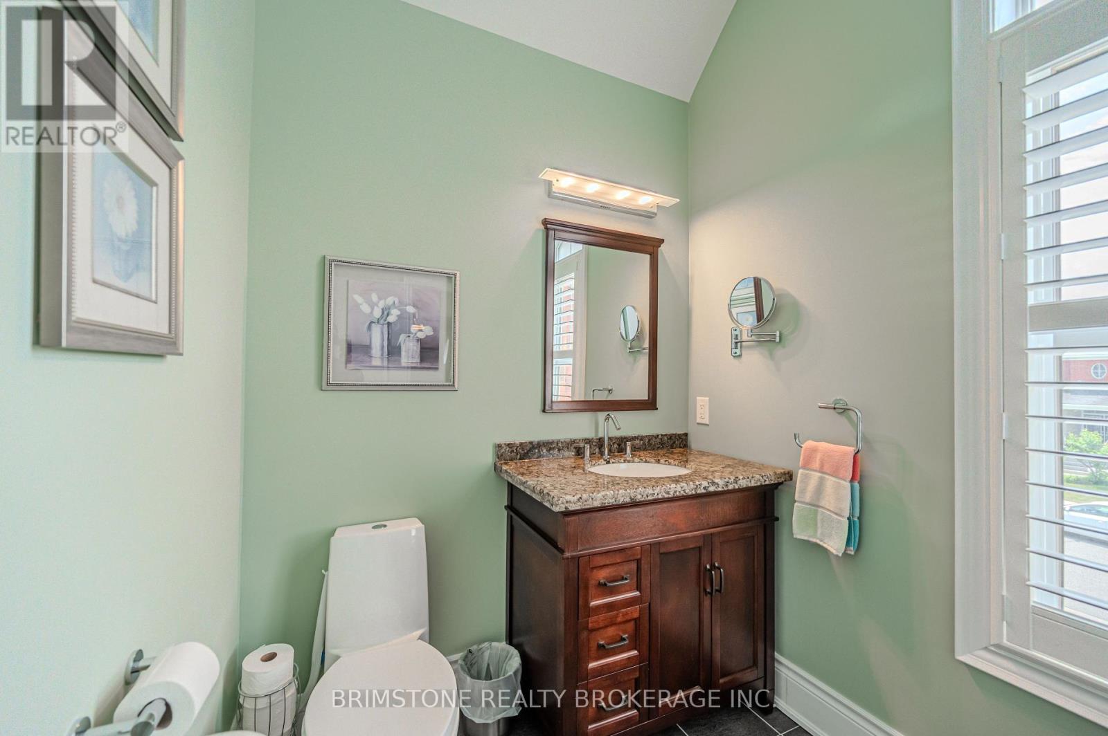 31 Plunkett Court, Barrie (Bayshore), Ontario  L4N 6M3 - Photo 21 - S12215763