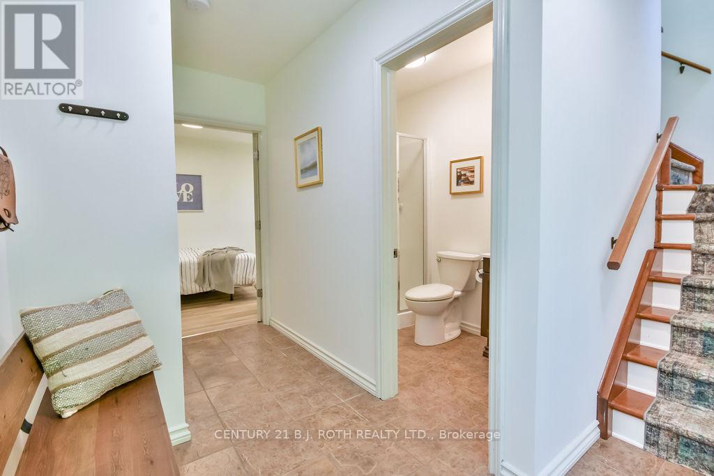 44 Second Street, Tiny, Ontario  L0L 2J0 - Photo 8 - S12215766