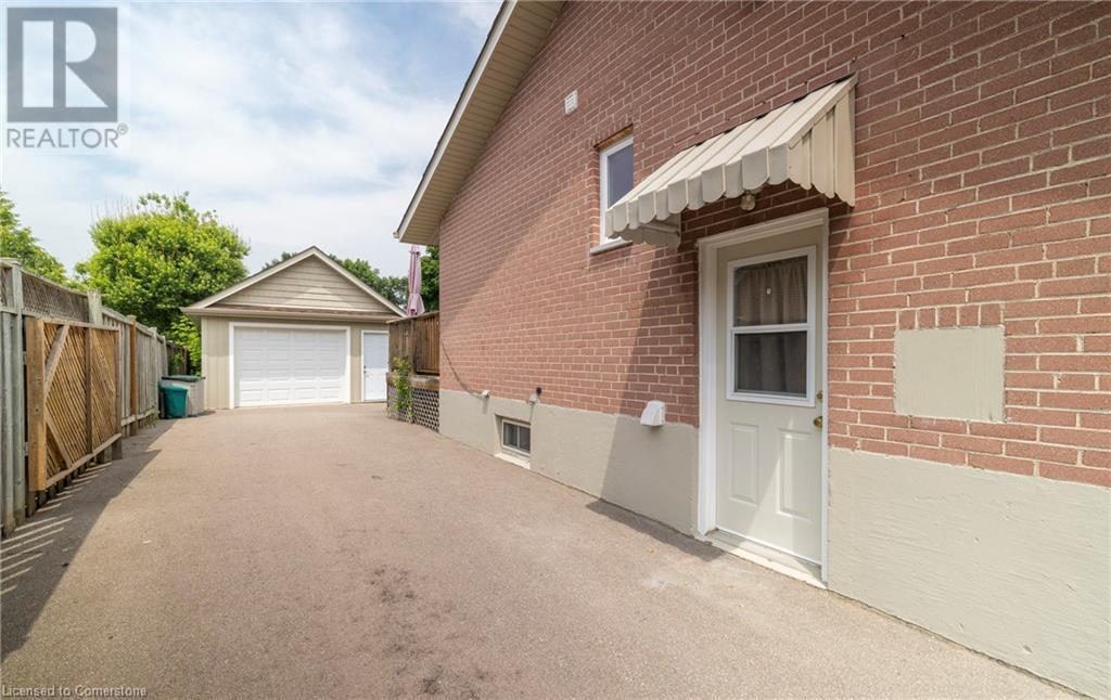 Property at 371 MEADOWBROOK Drive image 4