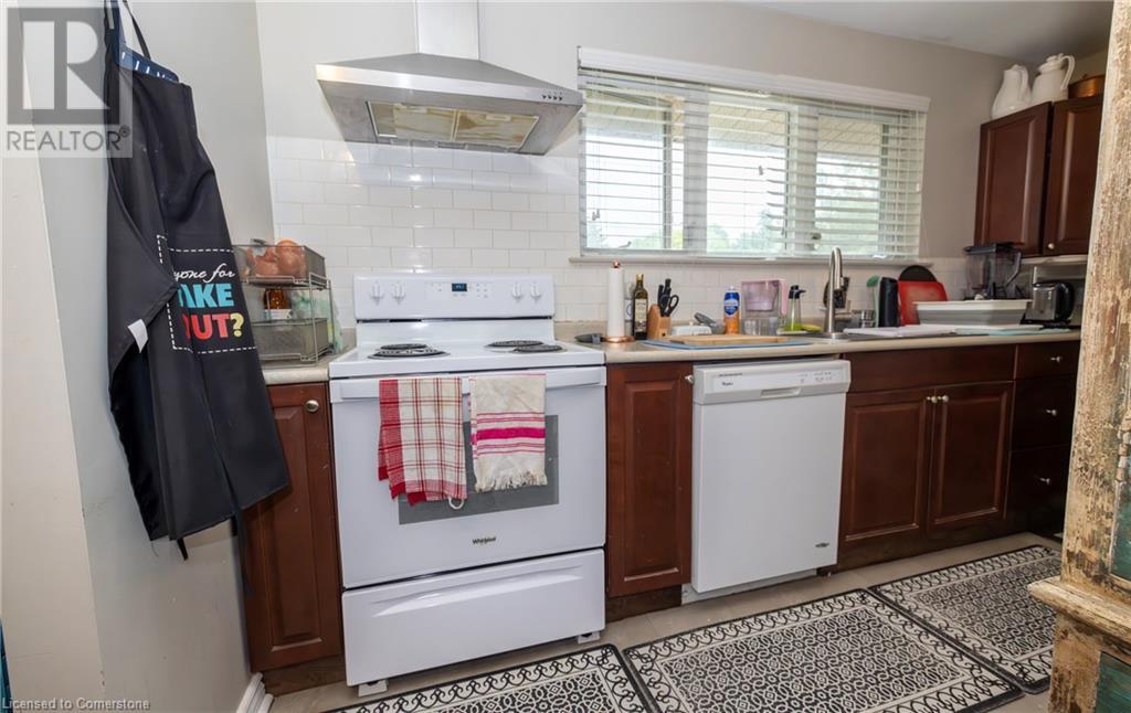 Property at 371 MEADOWBROOK Drive image 5