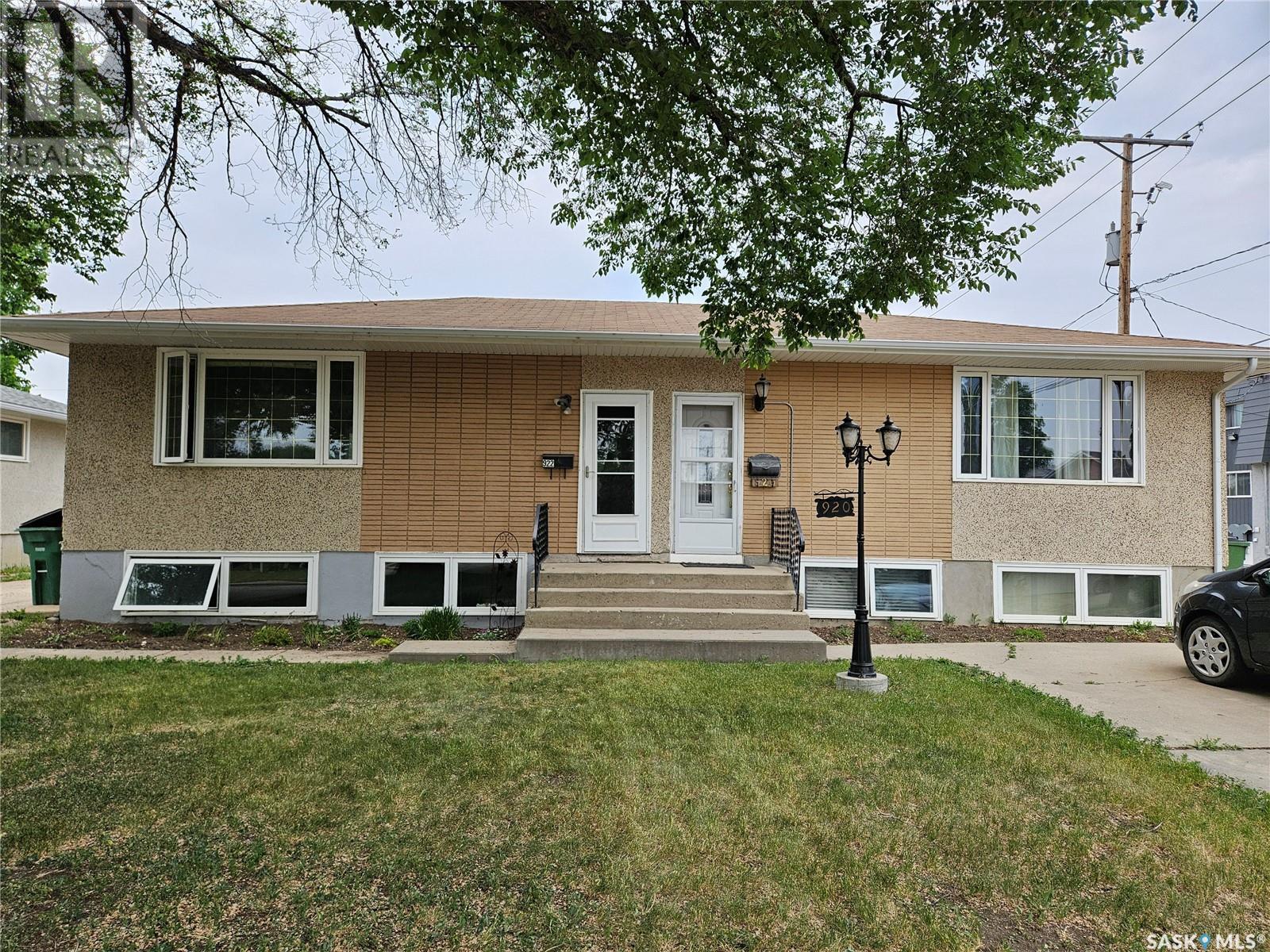 922 Simcoe STREET, moose jaw, Saskatchewan