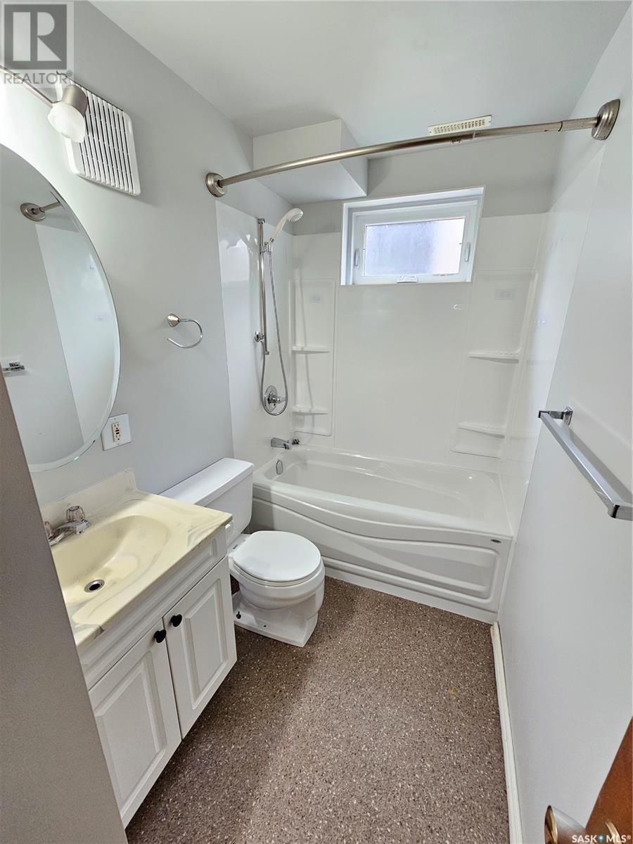 922 Simcoe Street, Moose Jaw, Saskatchewan  S6H 3H9 - Photo 12 - SK009251